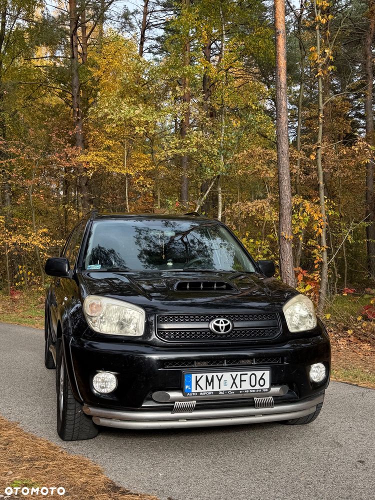 Toyota RAV4 - 1