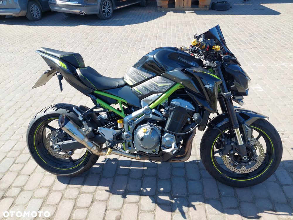 Kawasaki Z 900 - 6