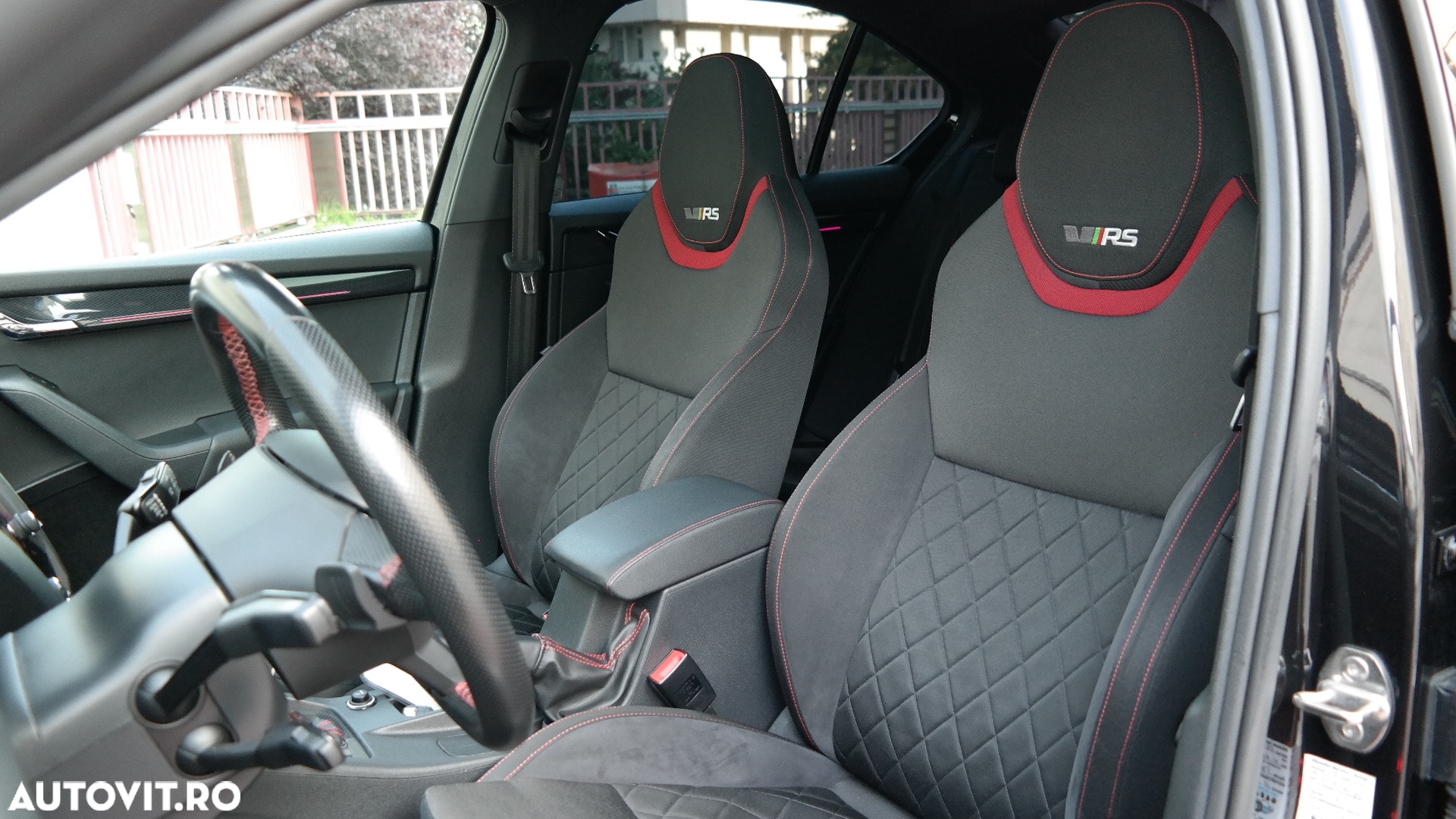 Skoda Octavia 2.0 TDI RS DSG - 13