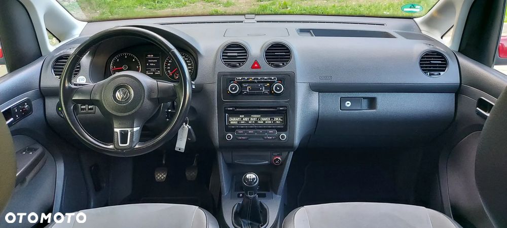 Volkswagen Caddy 1.6 (7-Si.) Edition 30 - 32