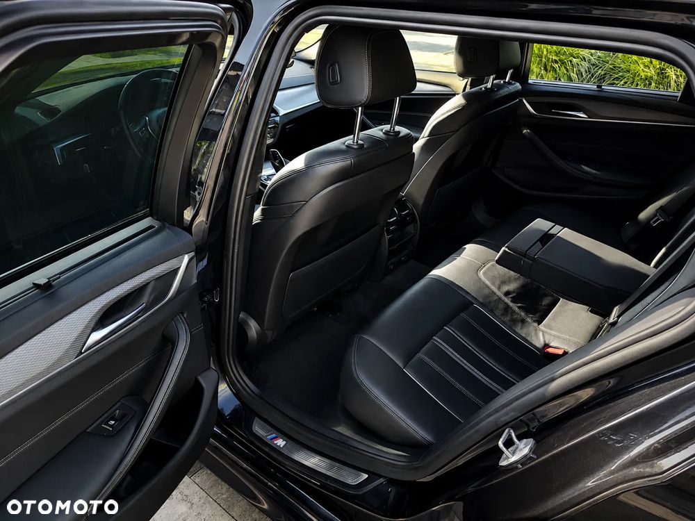 BMW Seria 5 520d xDrive M Sport Edition - 6