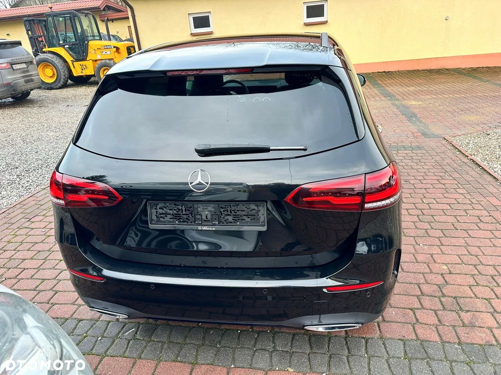Mercedes-Benz Klasa B 250 4Matic 7G-DCT AMG Line - 9