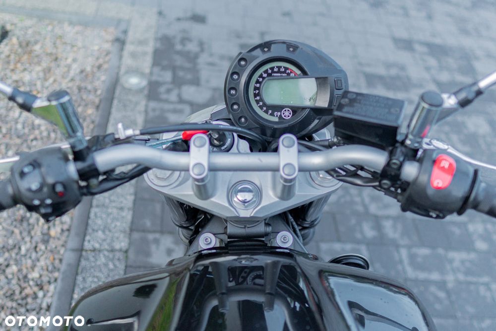 Yamaha FZ6 - 20