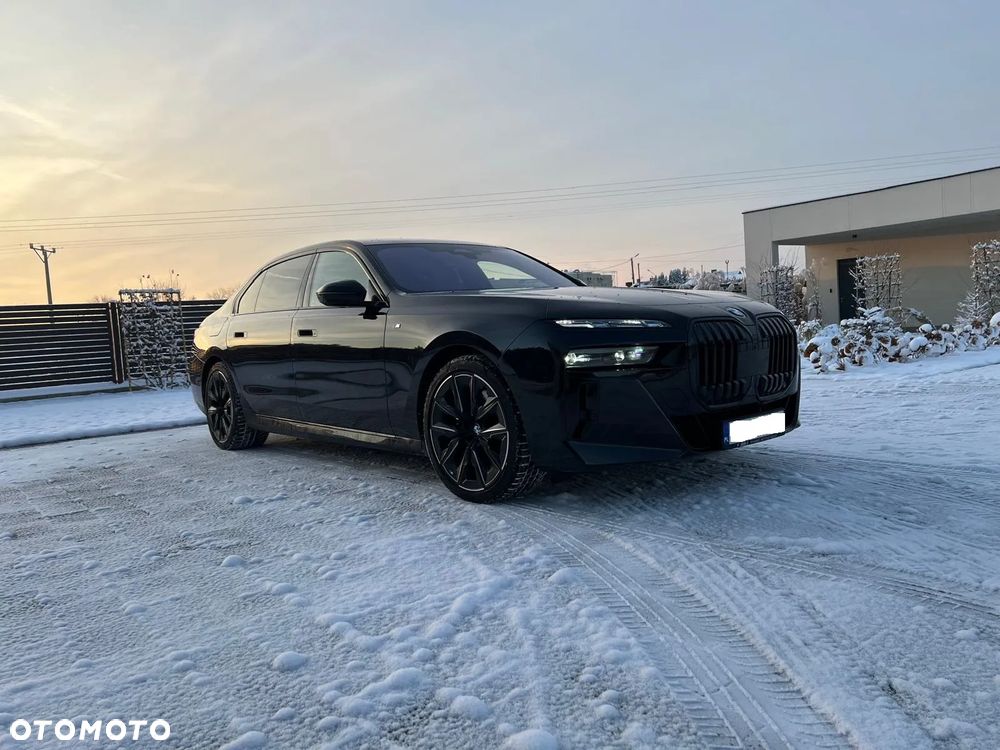 BMW Seria 7 740d xDrive sport - 3