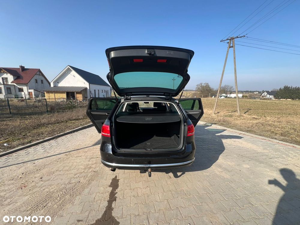 Volkswagen Passat - 28