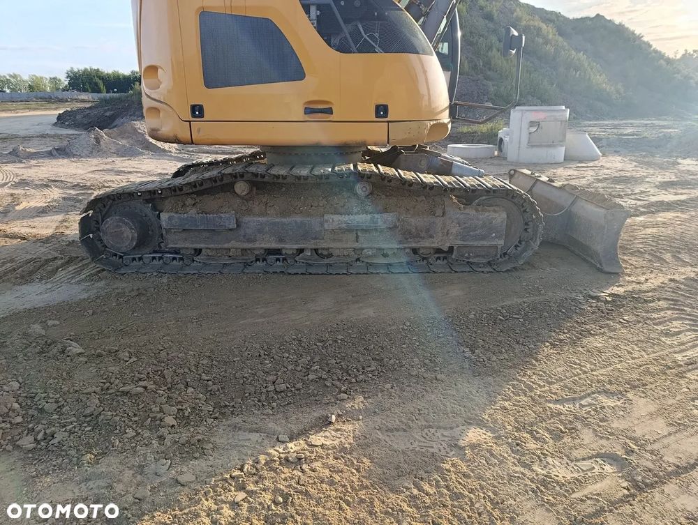Liebherr R 914 Compact - 7