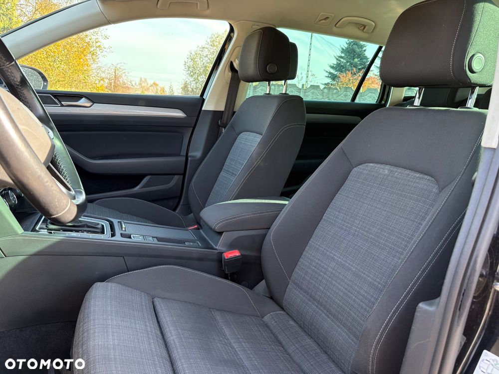 Volkswagen Passat 2.0 TDI BMT Comfortline DSG - 14
