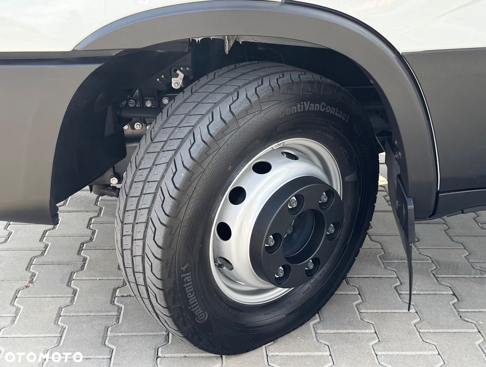 Iveco Daily‼️72C18‼️2021r 3.0 HI-MATIC Chłodnia/Mroźnia zakres -32C THERMO KING V-500 MAX Źródło Zasilania 400V Grube Ściany/Podłoga Przegroda komorowa‼️ Full LED na bliźniaku Salon Polska DMC7200kg - 21