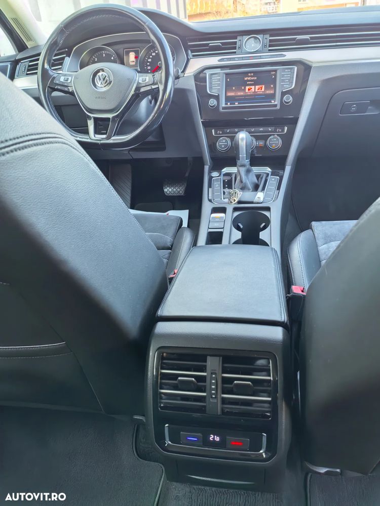Volkswagen Passat 2.0 TDI DSG Highline - 6