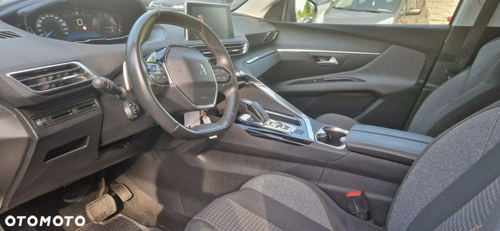 Peugeot 3008 - 23