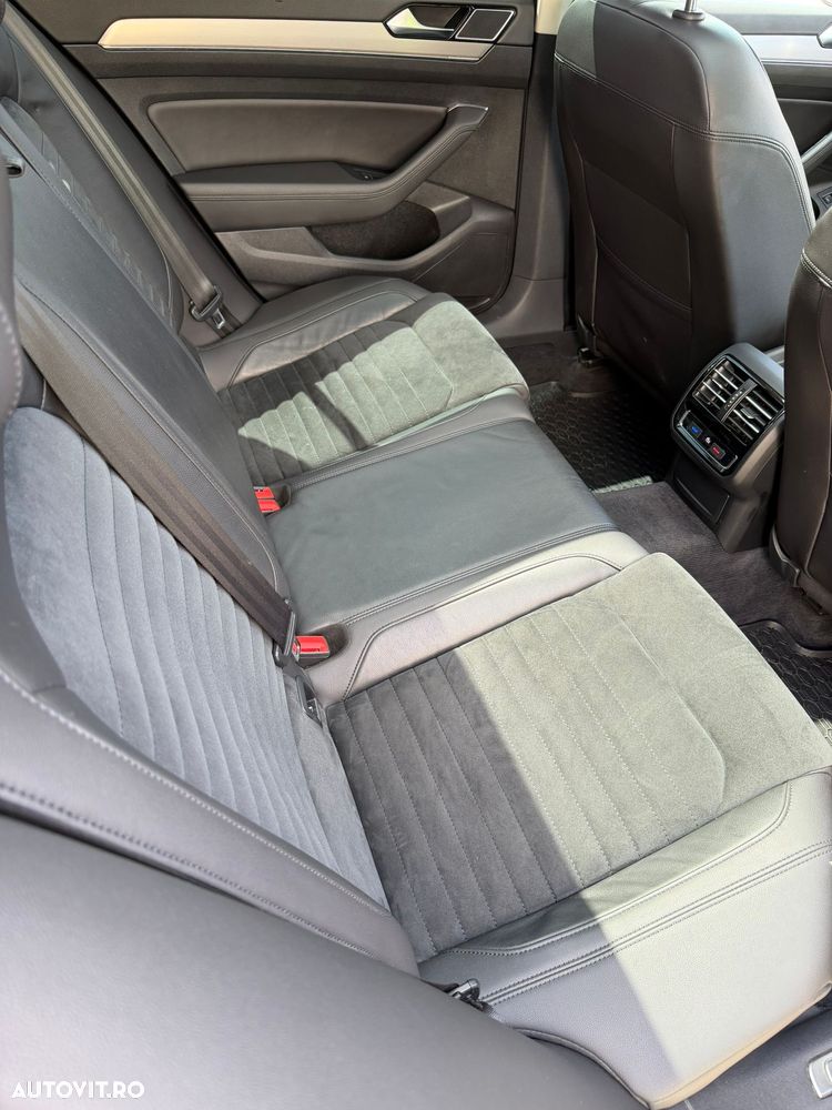 Volkswagen Passat - 14