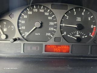 BMW 320 d Sport - 10