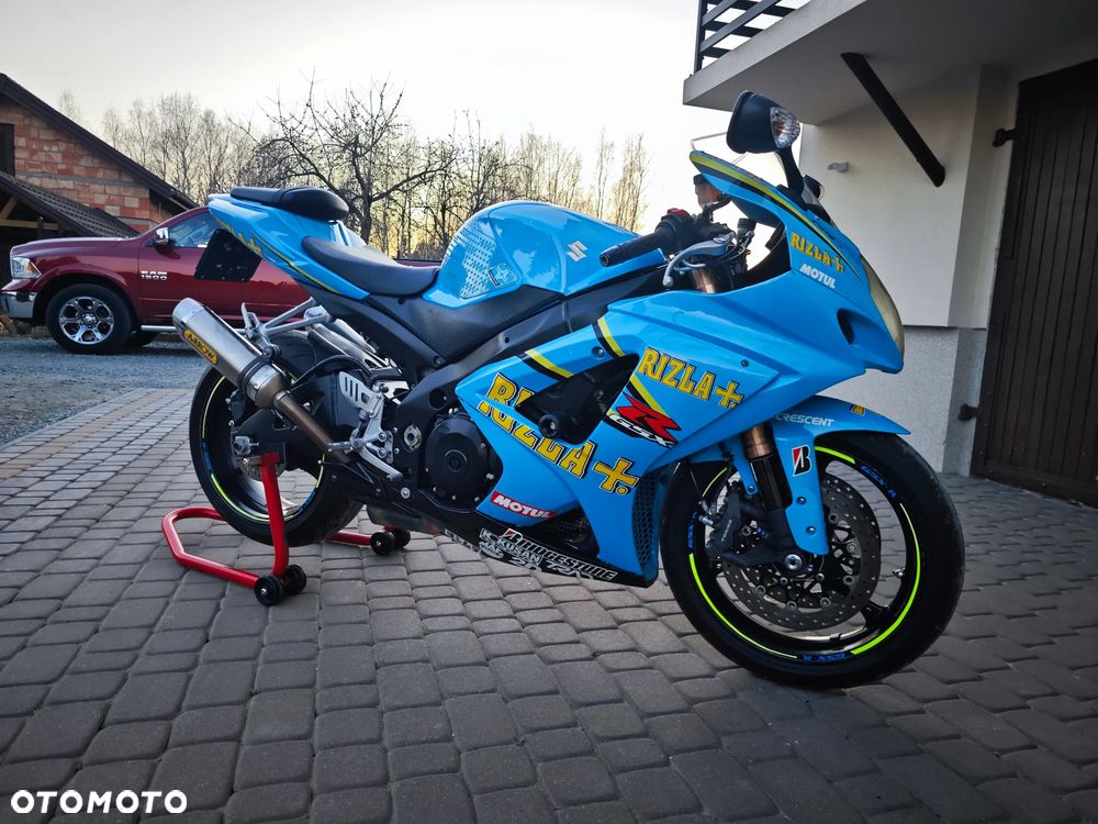 Suzuki GSX-R - 7