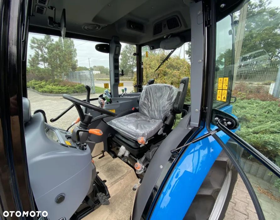LS Traktor MT3.50 Boomer New Holland Biegi pełzające , klimatyzacja , joystick , 4 pary hydrauliczne - 19
