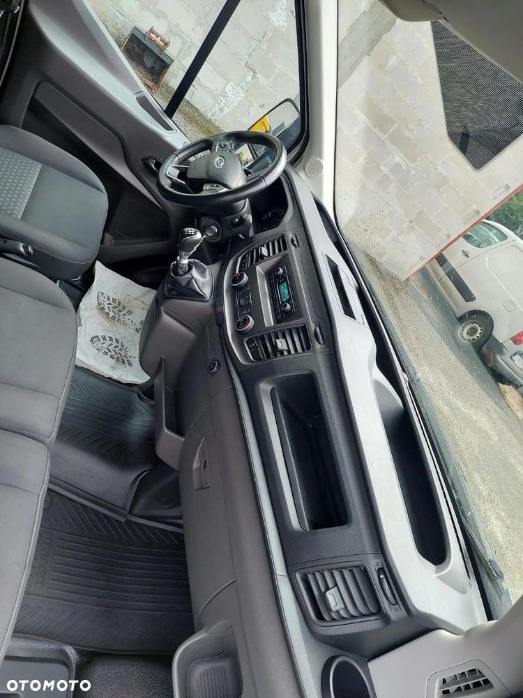 Ford Transit - 4