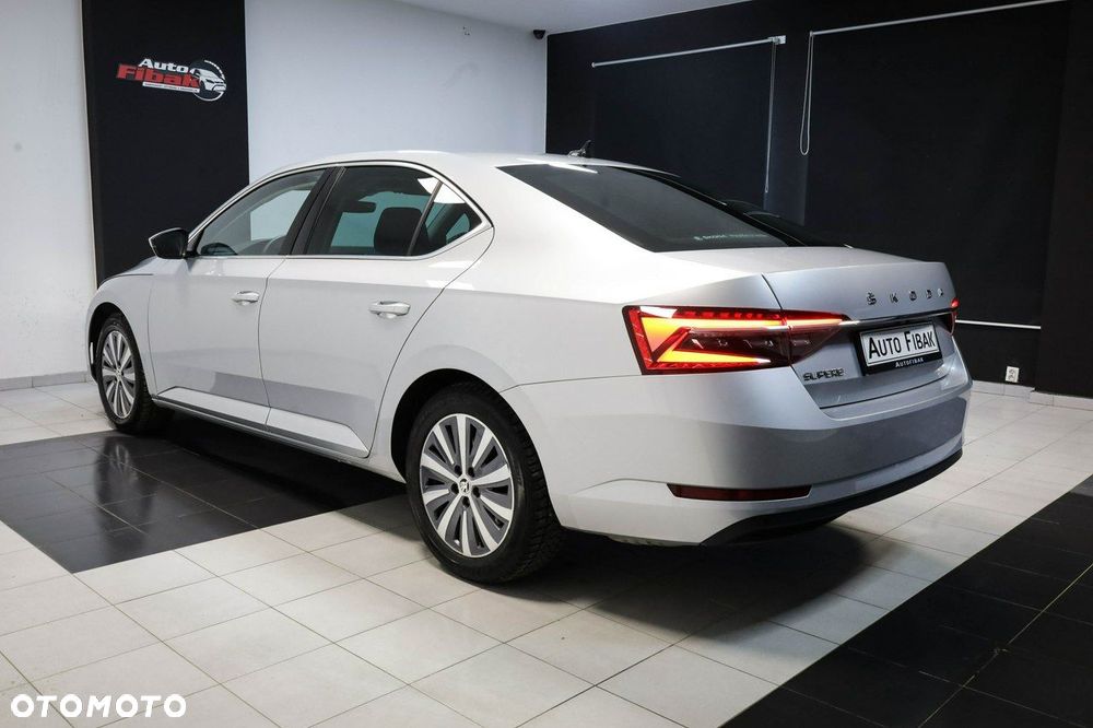 Skoda Superb 2.0 TSI Style DSG - 9