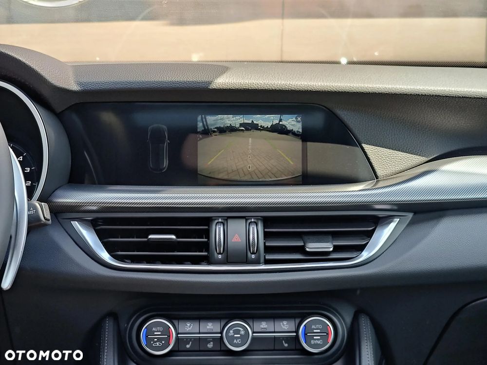 Alfa Romeo Stelvio 2.0 Turbo Veloce Q4 - 16