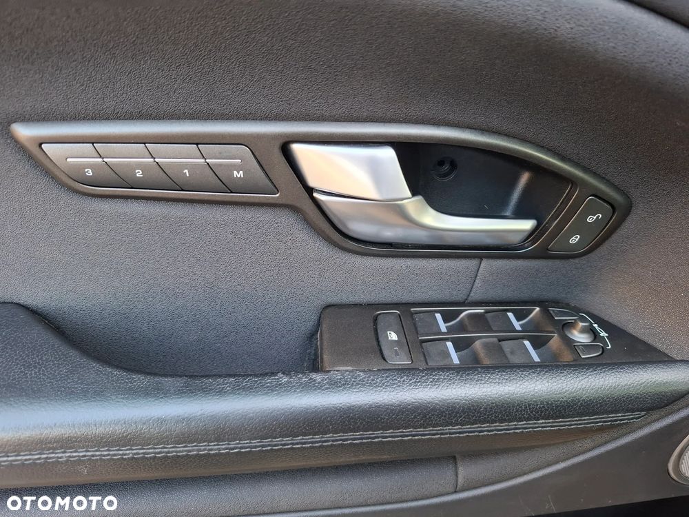 Land Rover Range Rover Evoque TD4 Black-Edition - 26