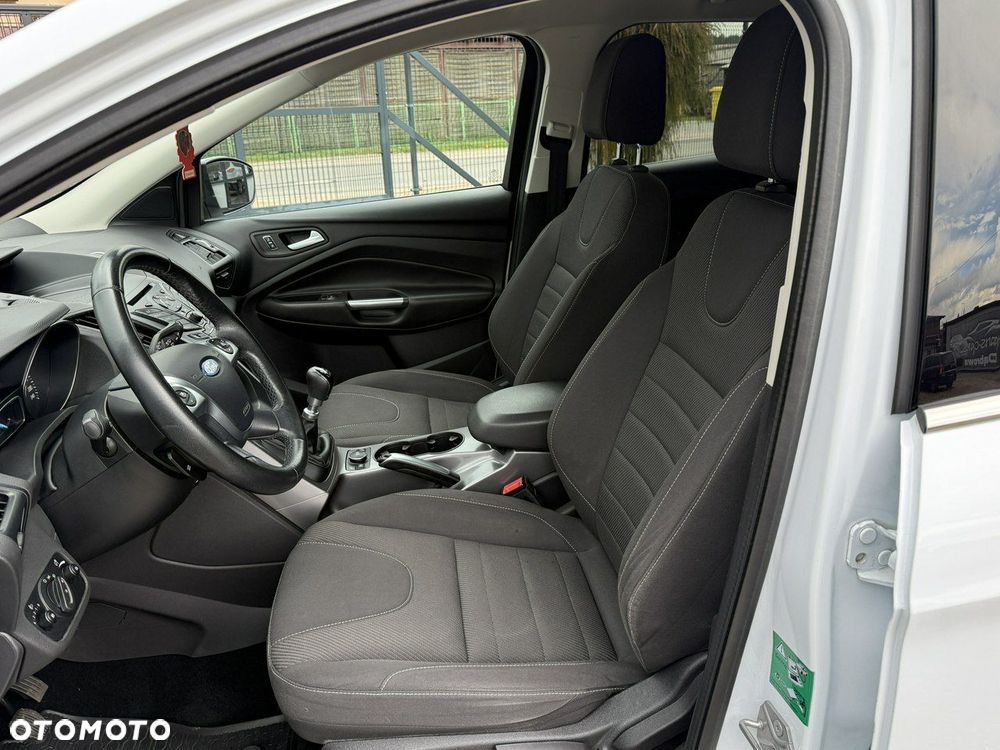 Ford Kuga - 20
