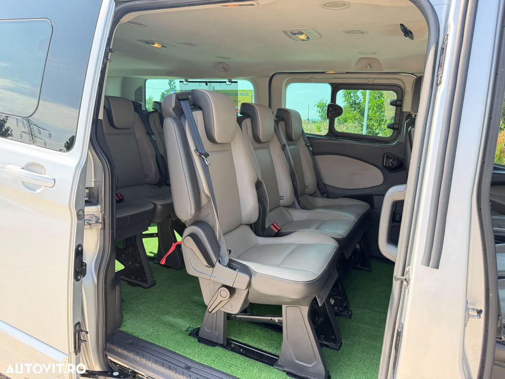 Ford Tourneo Custom - 3
