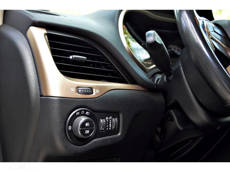 Jeep Cherokee 2.0 T Active Drive I Automatik Limited - 21