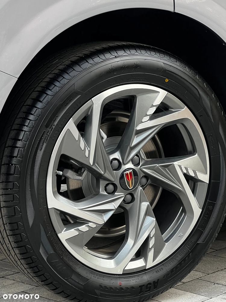 Hongqi HS3 1.5T FWD - 6
