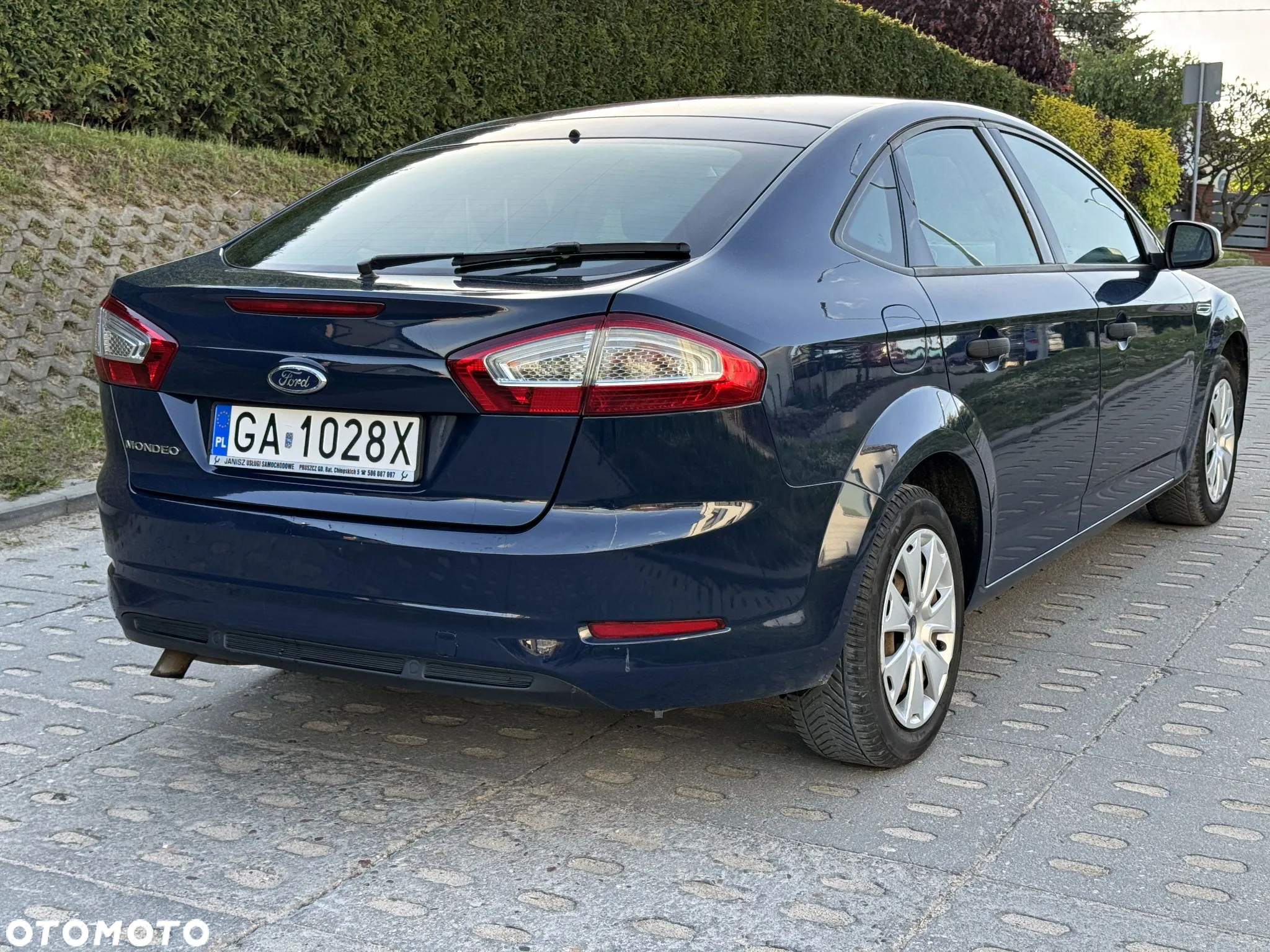 Ford Mondeo 1.6 T Ambiente - 4