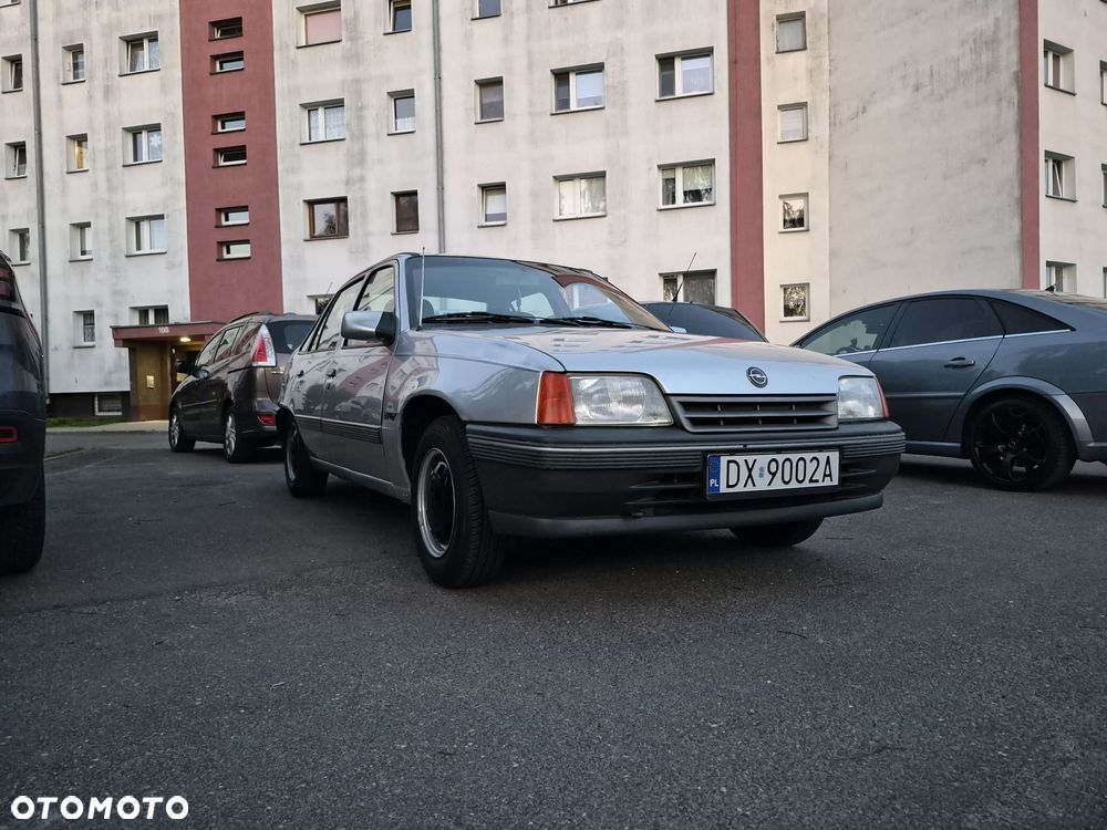 Opel Kadett 1.4 GL - 37