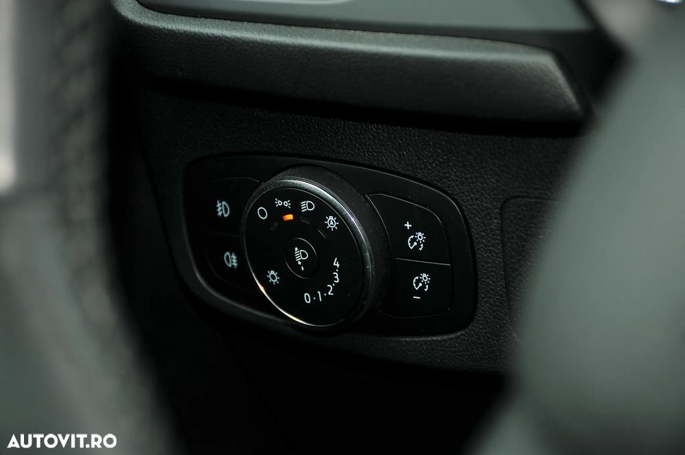 Ford Focus 1.0 EcoBoost MHEV Active - 27