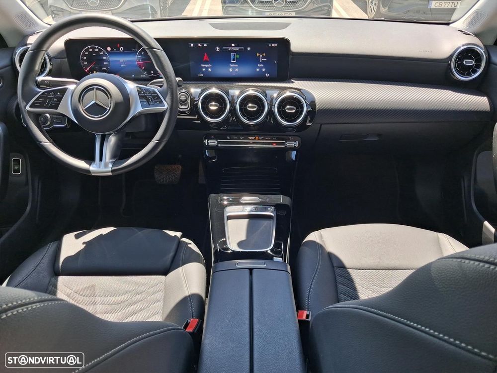 Mercedes-Benz CLA 180 d Style Plus Aut. - 18