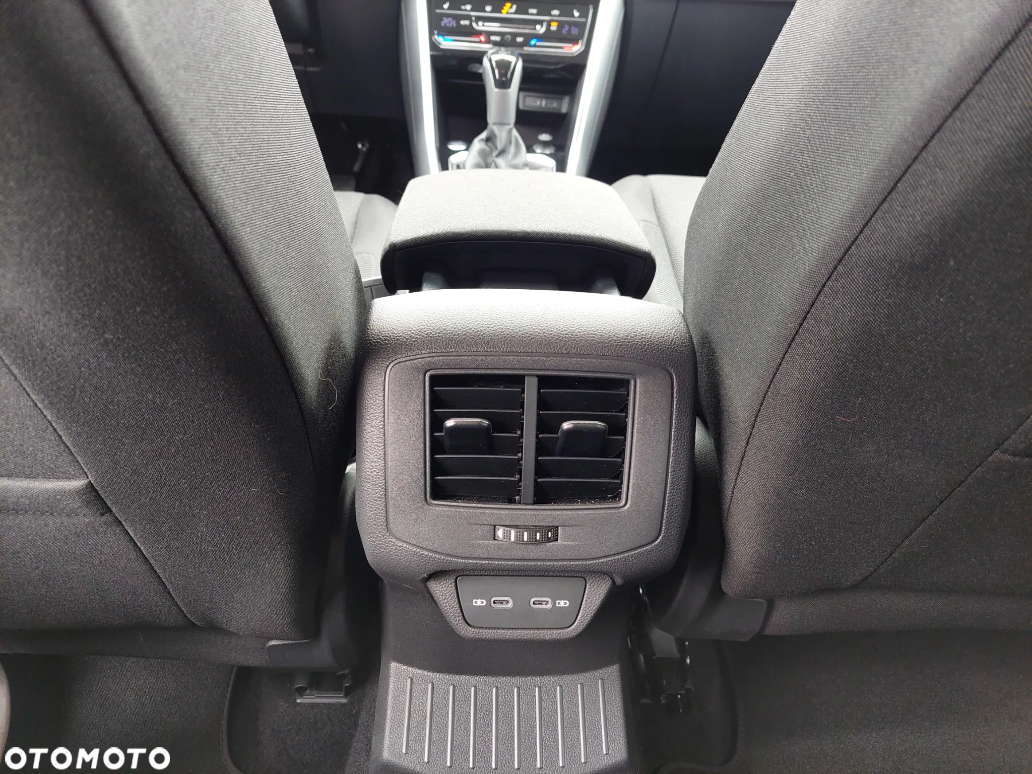 Volkswagen T-Roc 1.5 TSI Life Plus DSG - 25