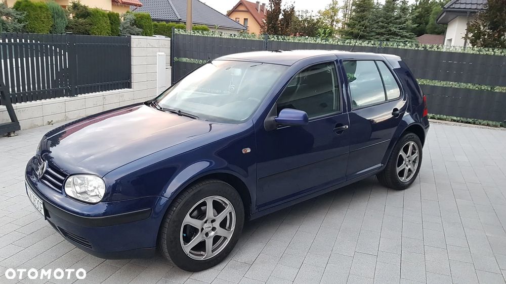 Volkswagen Golf 1.6 Comfortline - 2