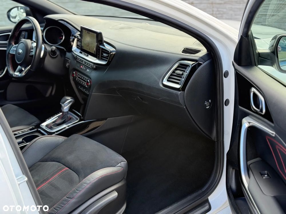 Kia ProCeed 1.6 T-GDI DCT7 OPF GT - 10
