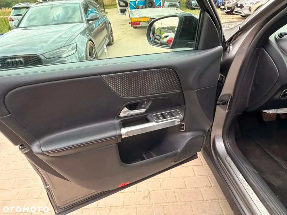 Mercedes-Benz GLB 200 d 8G-DCT AMG Line Advanced Plus - 19