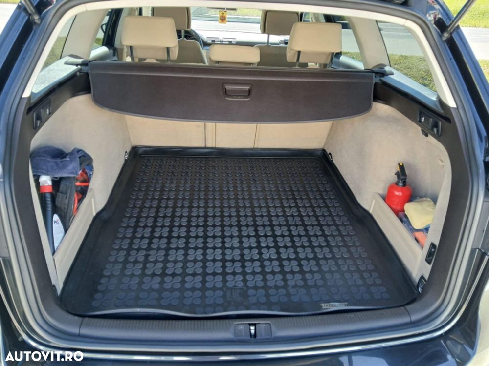 Volkswagen Passat Variant 2.0 Blue TDI SCR Business Edition - 13