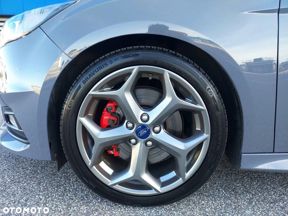 Ford Focus 2.0 TDCi ST - 14