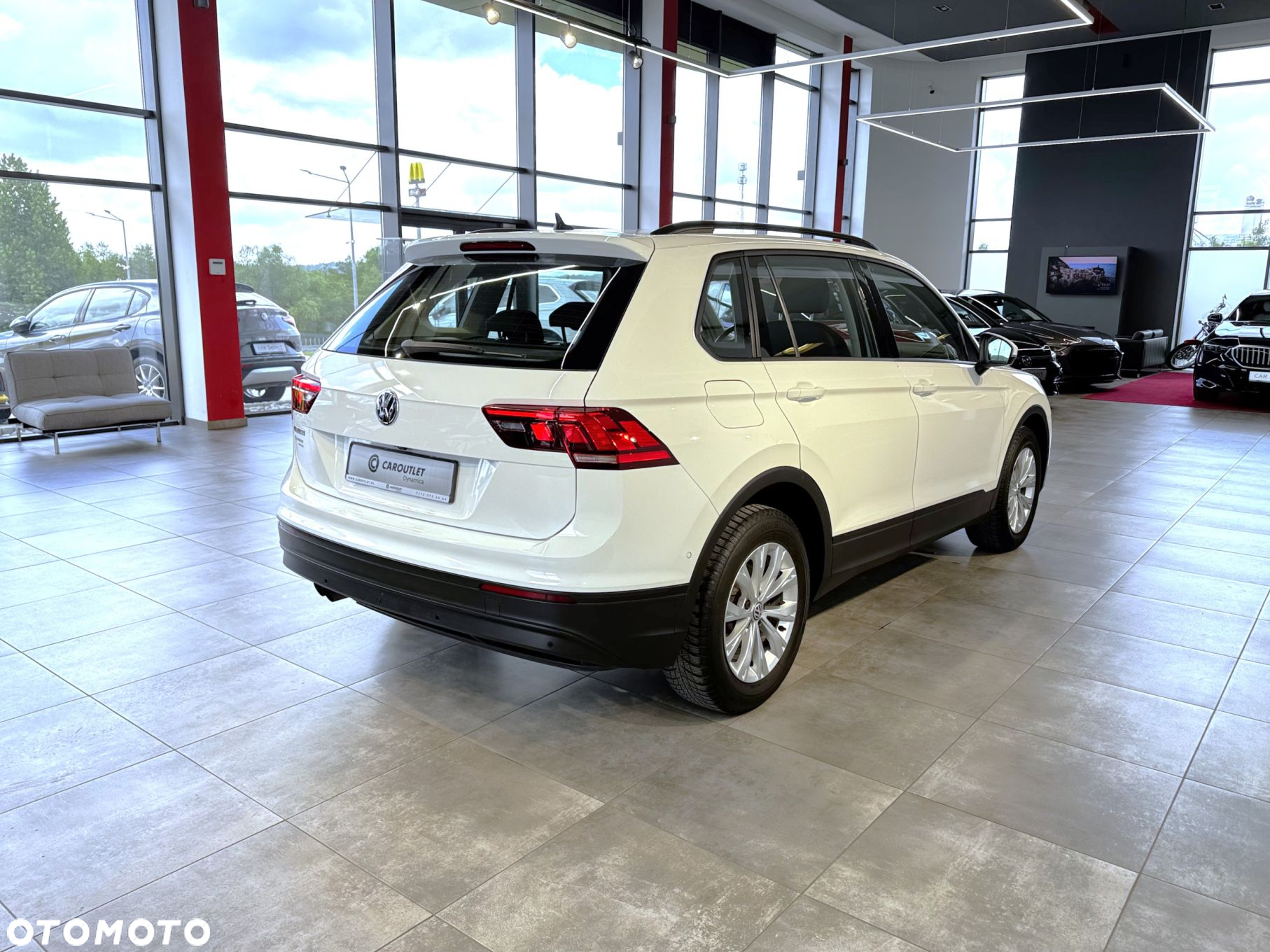 Volkswagen Tiguan - 9