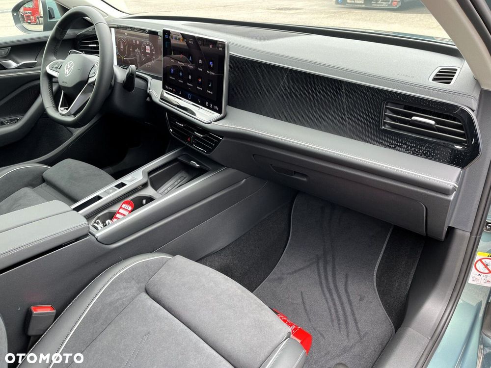 Volkswagen Passat Variant 2.0 TDI SCR Business DSG - 33