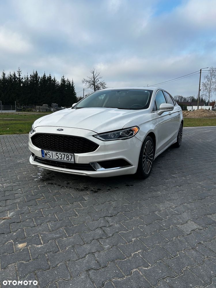 Ford Fusion - 2
