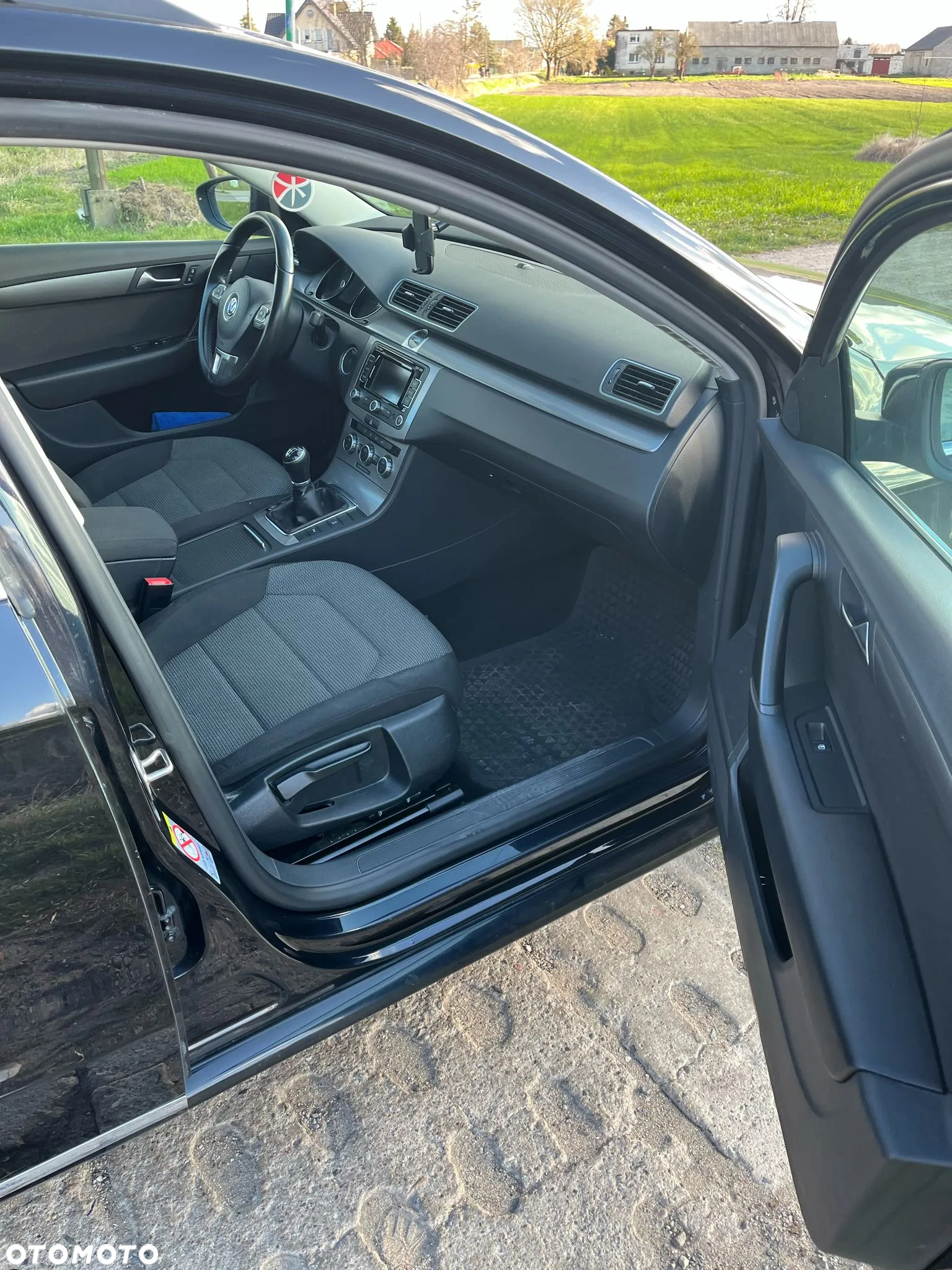 Volkswagen Passat 2.0 TDI Comfortline - 13
