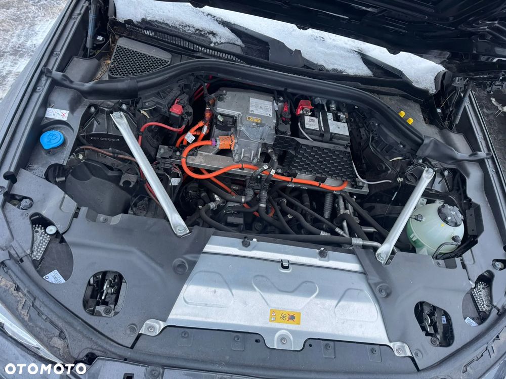 BMW iX3 80kWh Impressive - 21