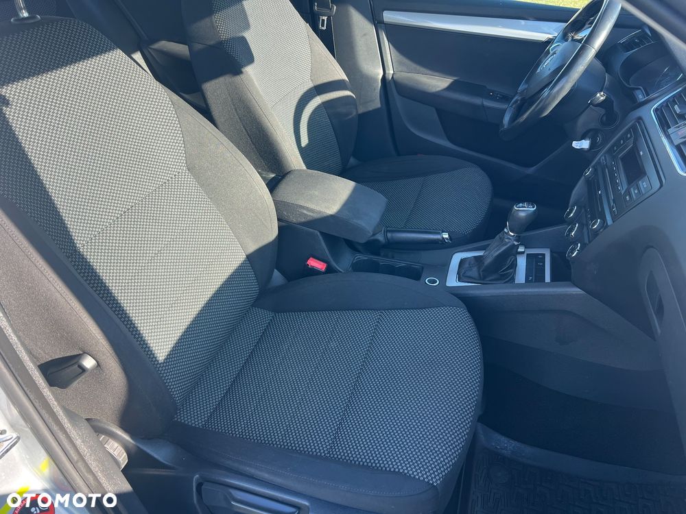 Skoda Octavia 1.4 TSI Ambition - 14