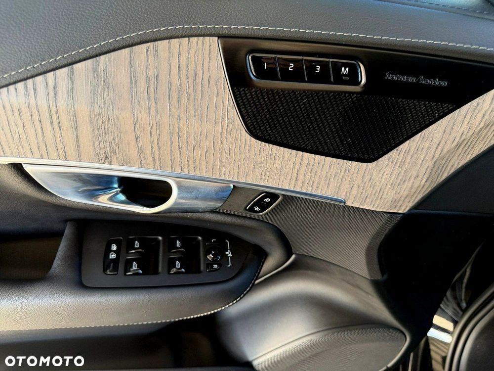 Volvo XC 90 - 17