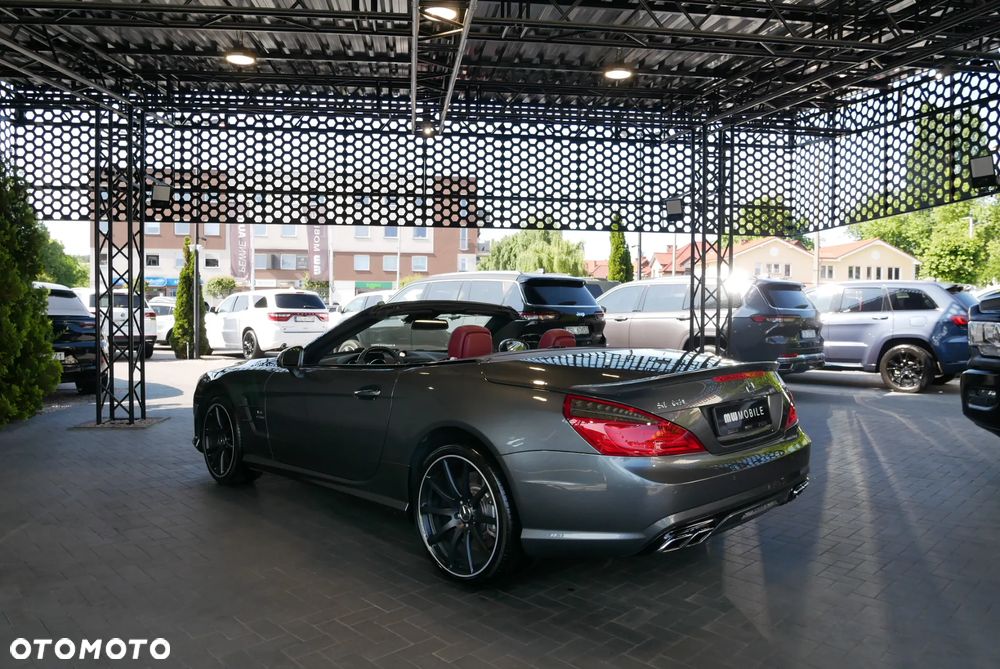 Mercedes-Benz SL 63 AMG - 6