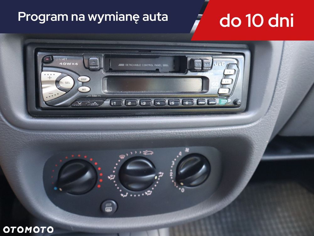 Renault Clio - 14