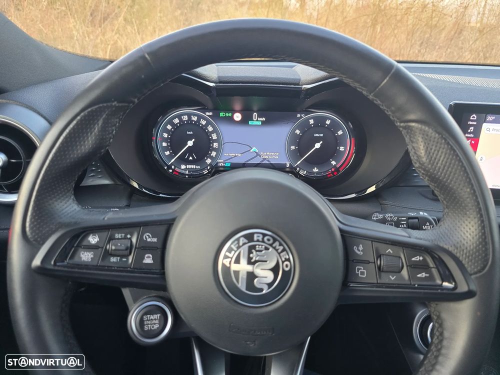 Alfa Romeo Tonale 1.5 Hybrid Edizione Speciale - 18