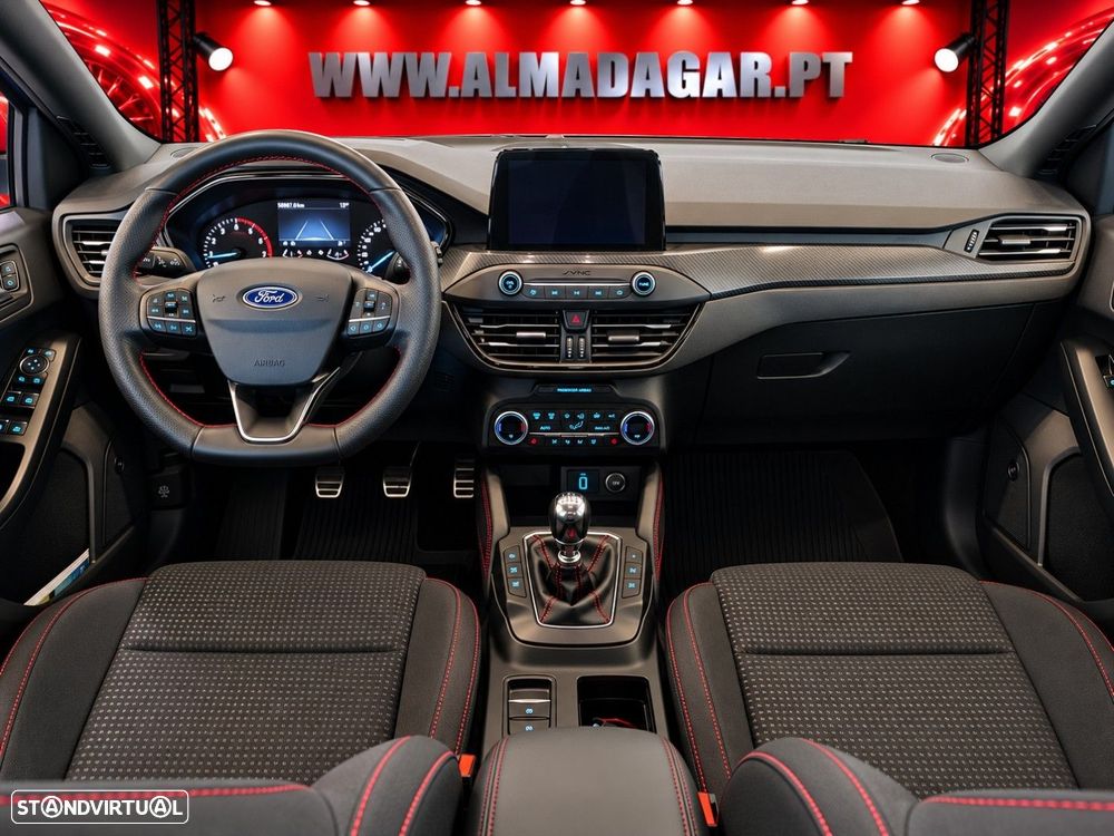 Ford Focus 1.0 EcoBoost ST-Line - 15