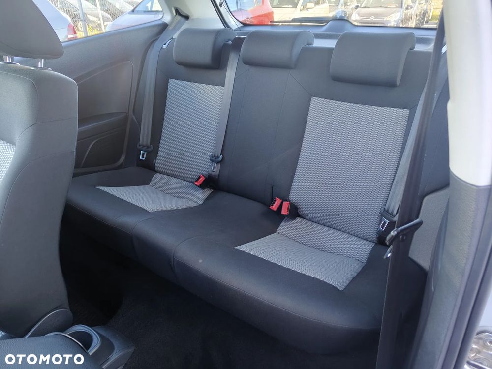 Volkswagen Polo - 14