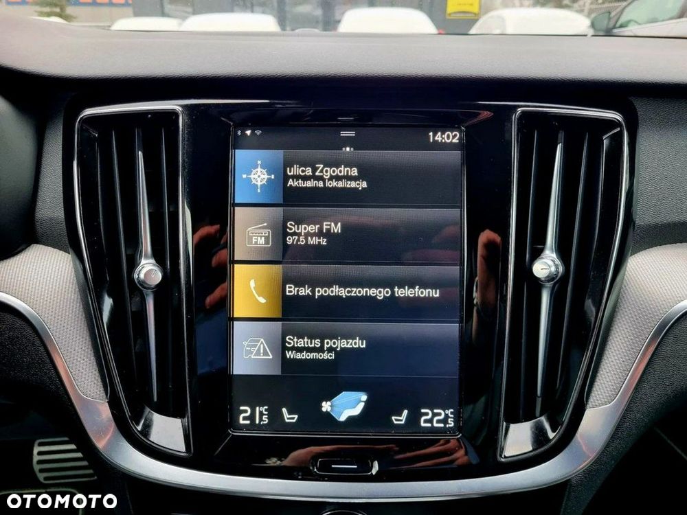 Volvo V60 D4 Geartronic R-Design - 27