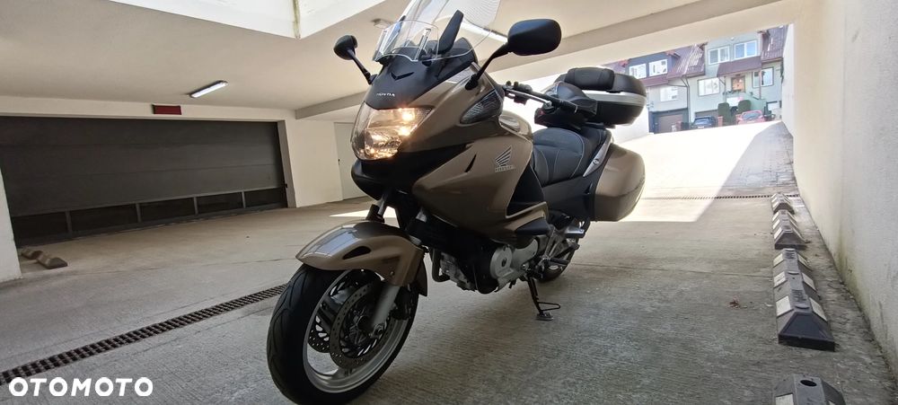 Honda Deauville - 19